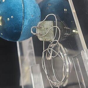 NWT Gray Agate Stone Purse Necklace